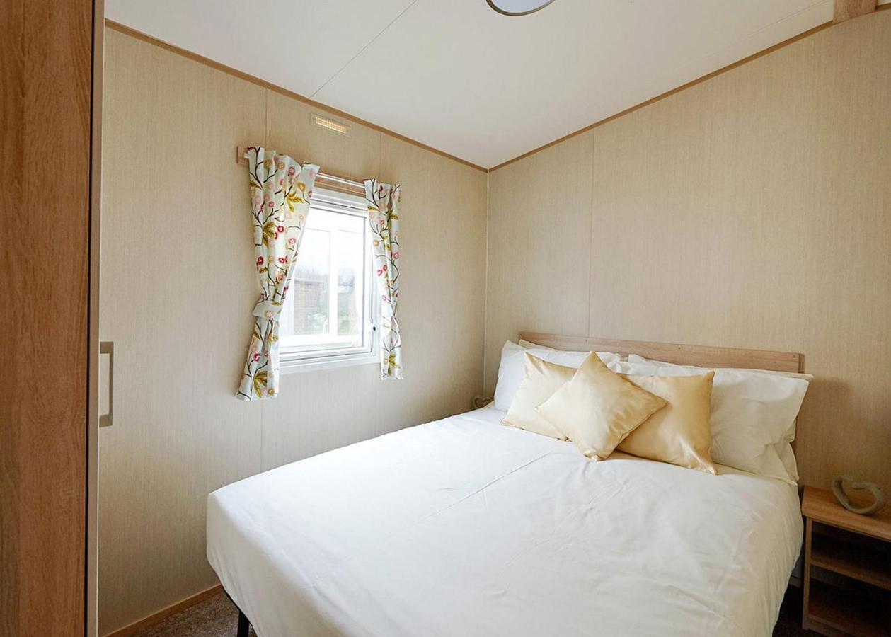 Barmouth Bay Holiday Park Llanddwywe Экстерьер фото