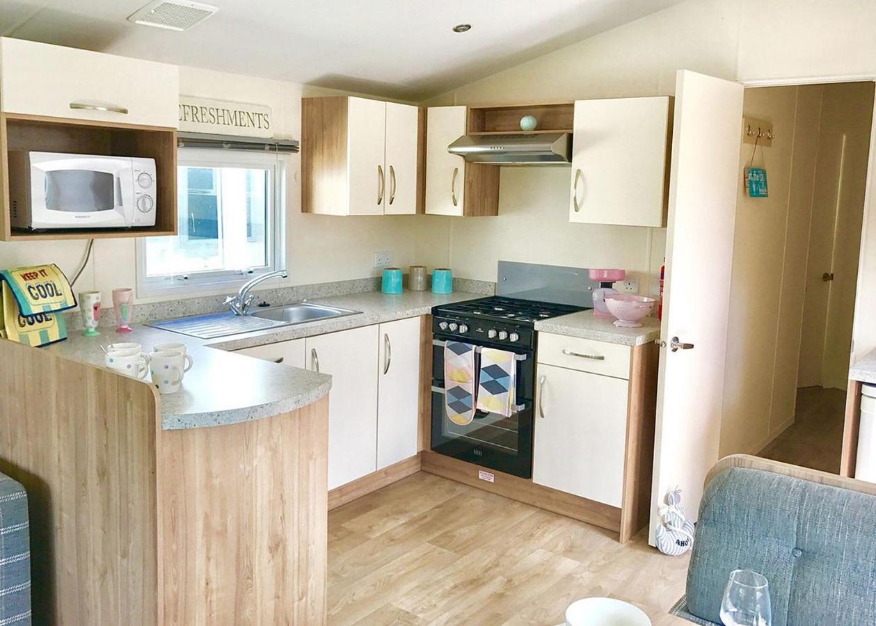 Barmouth Bay Holiday Park Llanddwywe Экстерьер фото